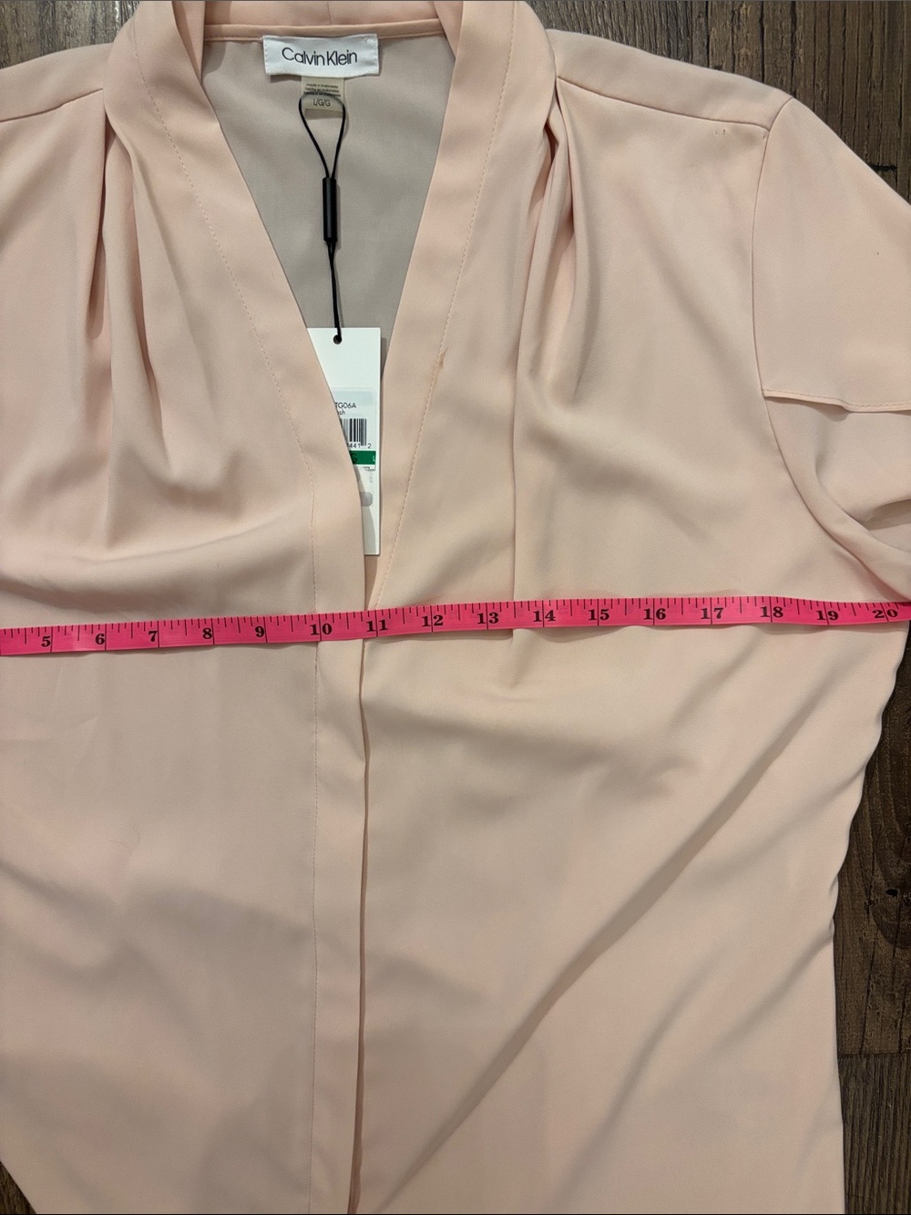 Calvin Klein Light Blush V-Neck Flutter Sleeve Blouse - Picture 4 of 4